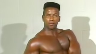 Muscular gay Ray Victory is demonstrating his body