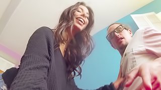 Best friends trade boyfriends for an afternoon fuck session