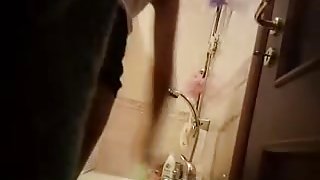 Homemade sex tape from the shower